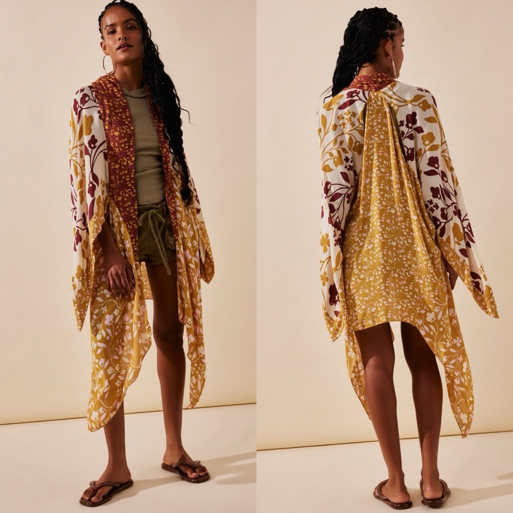 Free People / Marley Mixed Print Robe in Turmeric Combo